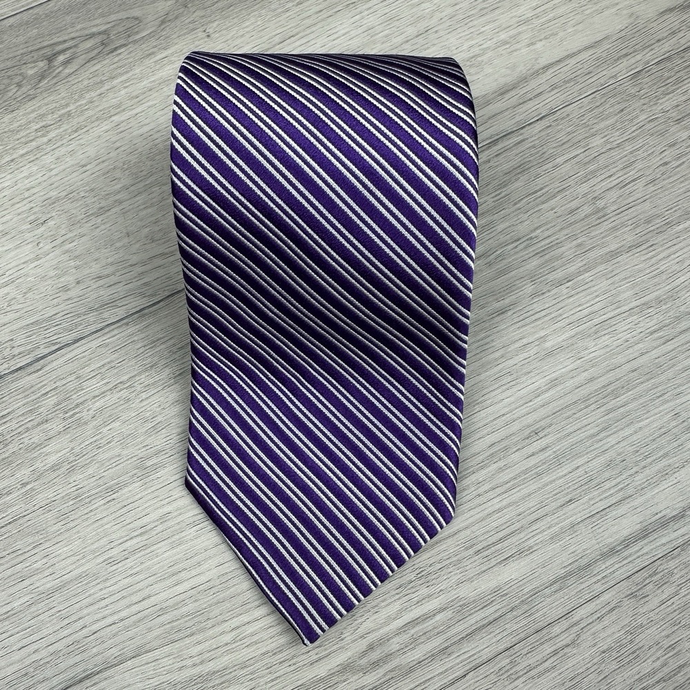 Brooks Brothers Makers & Merchants Silk Tie Purple Silver Diagonal Stripe